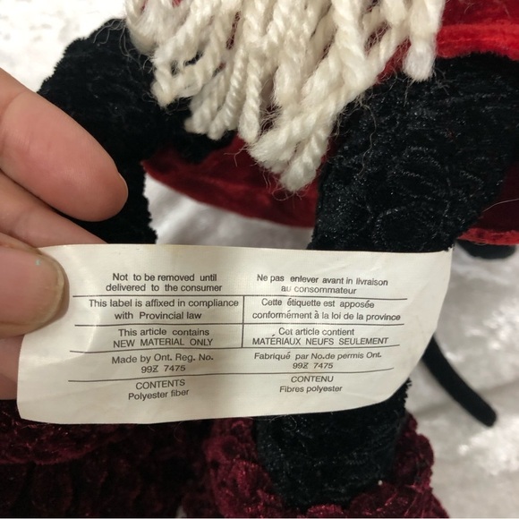 Walt Disney Store Mickey Mouse Christmas Velvet Cape Plush Stuffed Animal 1999 - Picture 6 of 13